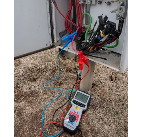 MIT400/2 Insulation Tester Application
