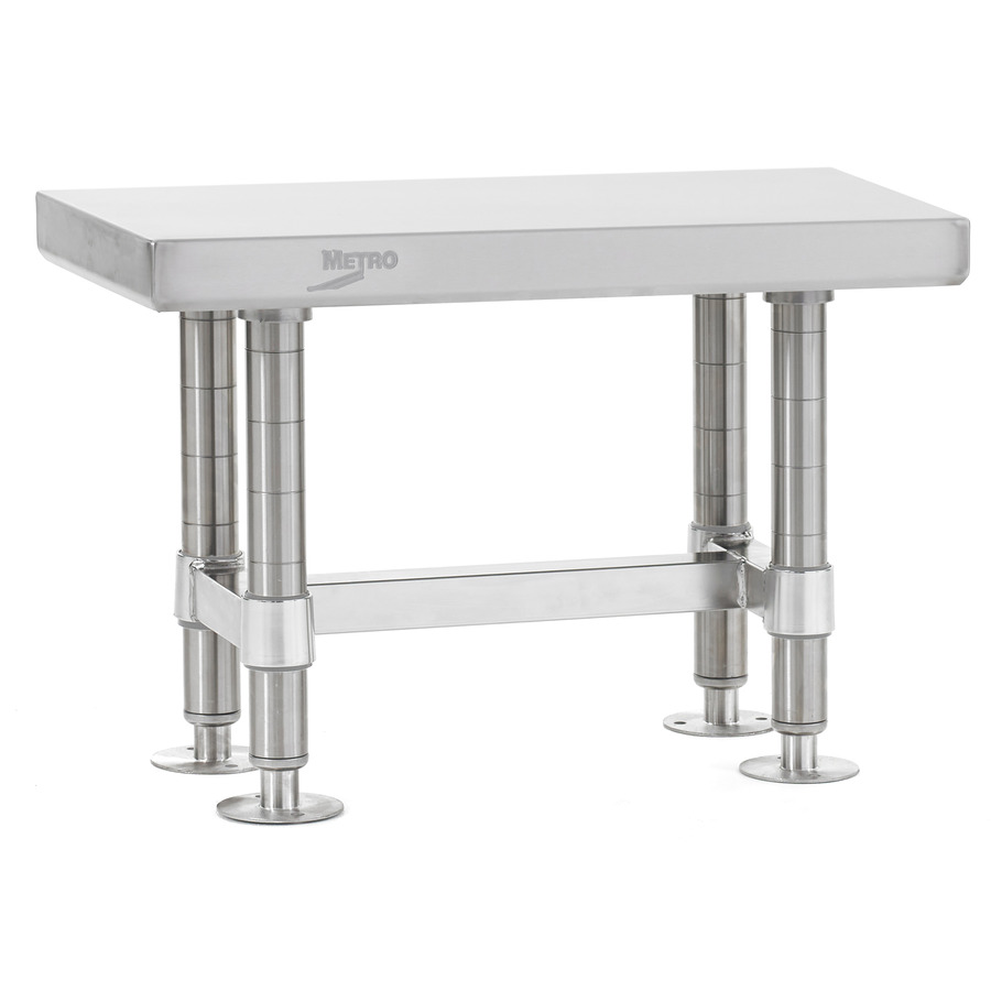 Metro GB1224S Stainless Steel Gowning Bench, 12"x24"x18"