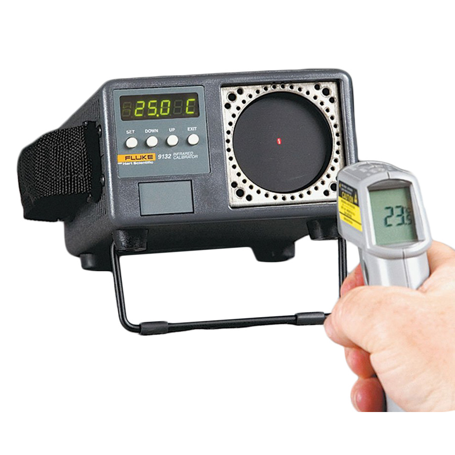 Fluke 9132-156 Calibrator, Portable Infrared, IR Pyrometers, RTD, 500deg C, 0.1deg, 57mm, 4 x 6 x 7in