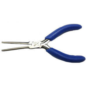 Needle-nosed Pliers - Smooth Jaw