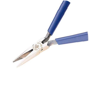 Klein Tools D321-41/2C Short Chain Nose Electronic Pliers, Serrated,  beveled 4-3/4