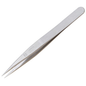 Tweezers